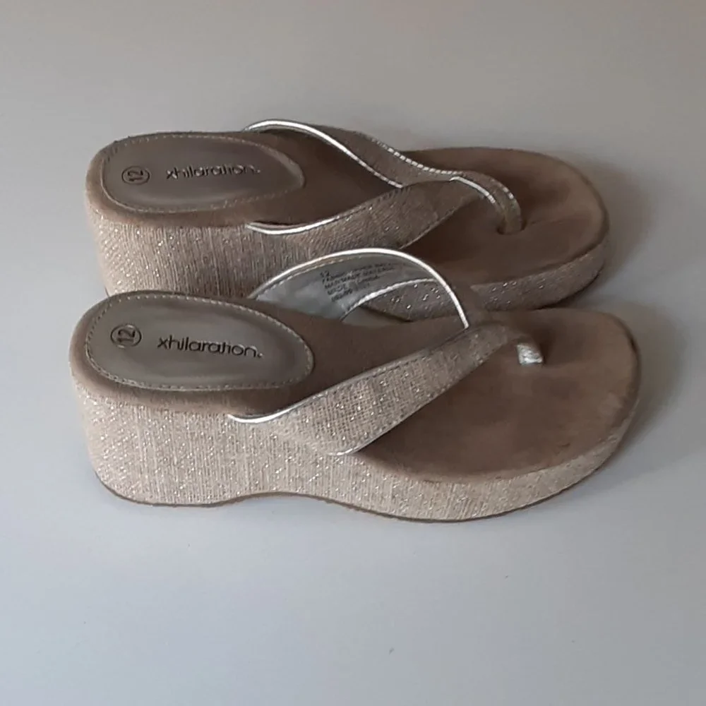 Xhiliration little girls platform sandals sz 12